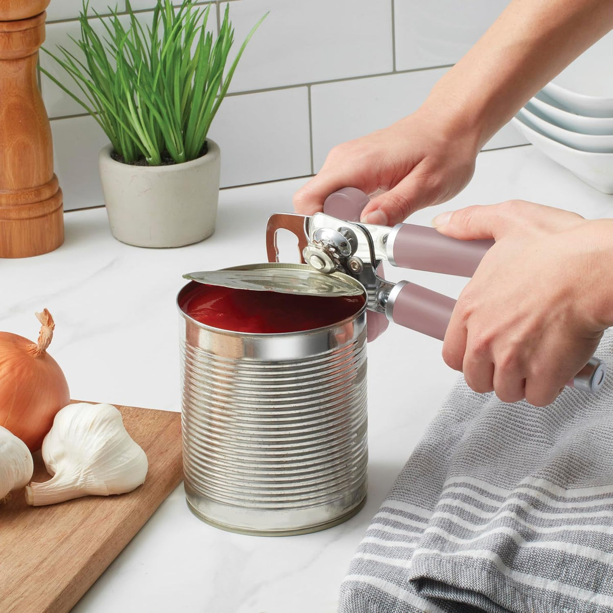 KitchenAid Classic Multifunction Can Opener and Bottle Opener Easy to Use, Razor Sharp Stainless Steel Cutting Wheel, Soft Ergonomic Handles, Black